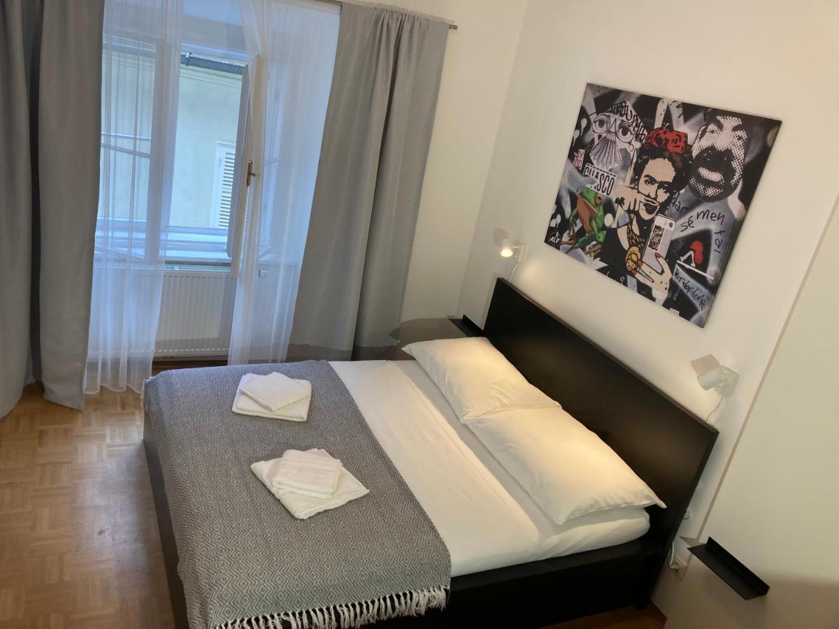 Carillon By Bestchoice - Old City - Self Check-In With Parking Option Graz Esterno foto