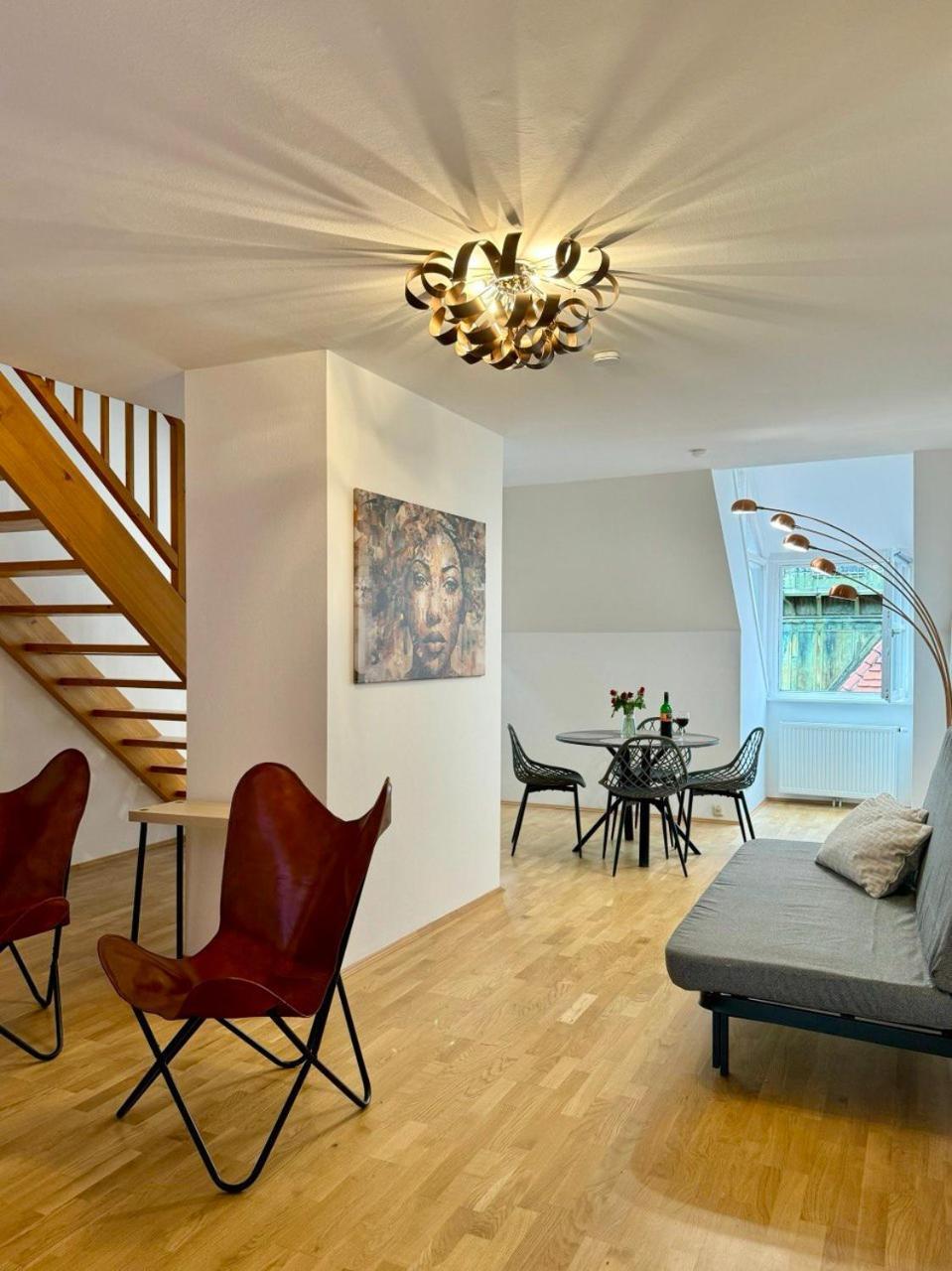 Carillon By Bestchoice - Old City - Self Check-In With Parking Option Graz Esterno foto